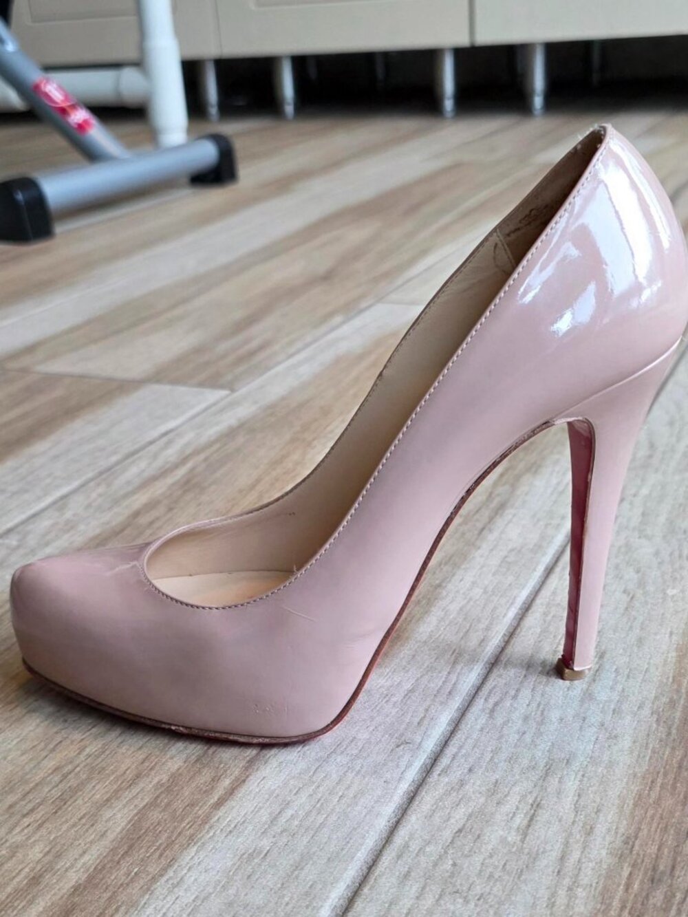 Christian Louboutin Rolando 120  Nude Patent Leather Pumps Eur. 39